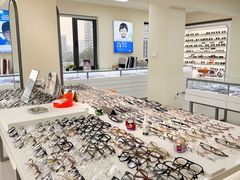 -潘多拉眼镜·蔡司依视路明月(潘家园店)