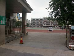 -辽宁省实验中学