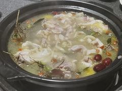 -野迹·石橄榄鸡·烧烤(新洲店)