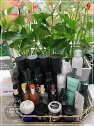 -变画·发型STUDIO