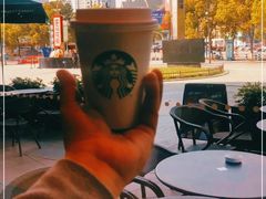 -星巴克臻选(宁波北仑银泰城店)