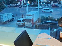 -东方红海鲜百汇(国际大厦店)