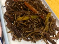-东方之猪四更烤乳猪(金垦总店)