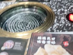 -黑牛の場烤肉(摩天活力城店)
