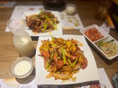 -冰川冷面·延边菜·炭烤串(观前店)