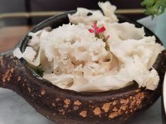 绣球菌-澳美徕·港式花胶鸡火锅(高新万达店)