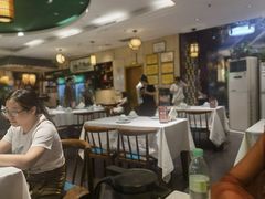 -江城小馆陕南妈妈菜·全球旅行餐厅(钟楼店)