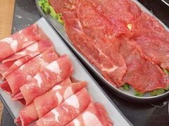 -重庆川渝肥妹火锅