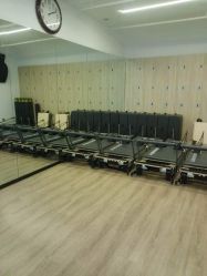 -恩舍瑜伽普拉提