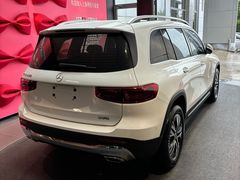 -奔驰上海利星(七宝店)