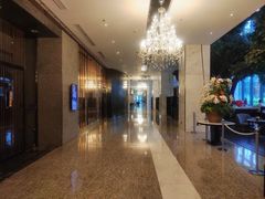 -上海虹桥西郊假日酒店