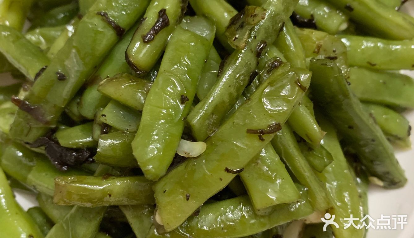浓郁甘香的橄榄菜炒四季豆