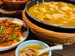 -有红鸡毛店·川菜(建设路店)