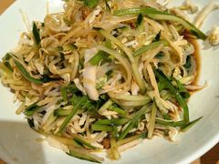 -关东小磨东北菜(上海长风大悦城店)