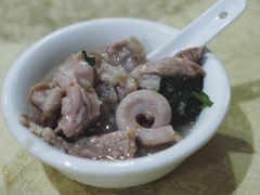 -标记美食新鲜猪杂(兴南大道店)