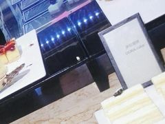 -大中华希尔顿酒店-念自助餐·嗨啤·小龙虾