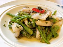 雪菜尖椒炒鱼片-杭州香格里拉·香宫中餐厅