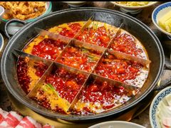 -沸炉重庆老火锅(军事博物馆店)