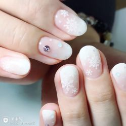 -芊指百魅
