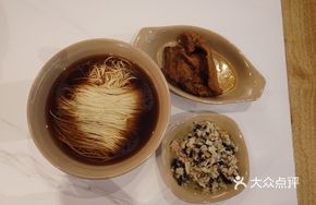 Stir-fried Pork Chop Noodles