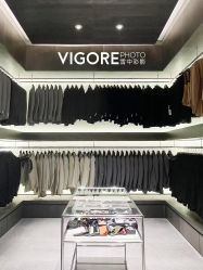 -雪中彩影婚纱摄影·微光艺术中心