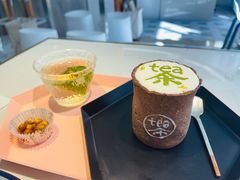 饼干杯奶盖茶-茶是一枝花泡茶店