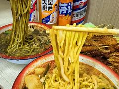 -嘎嘎香·大茶缸麻辣烫