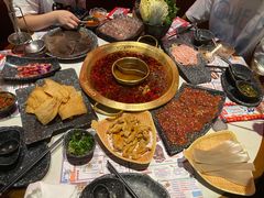 -哥老官重庆美蛙鱼头(龙湖杭州金沙天街店)