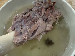 -周震馄饨