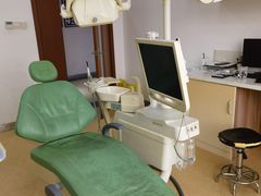 -赫尔森口腔·牙齿种植修复