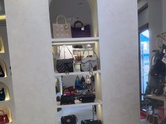-六六奢品·vintage中古·回收二手奢侈品包包手表首饰(环球港店)