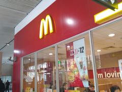 门面-麦当劳(轻轨曹杨路店)
