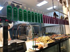 自助取餐区-老人和饭店(淮海中路店)
