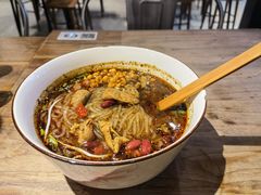 -麻婆婆白家肥肠粉(海岸城店)