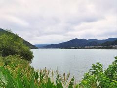 -芦茨金富饭庄·25年老字号·专做稻草鸡