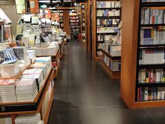 -西西弗书店&矢量咖啡(壹方购物中心店)