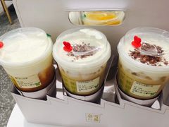 霸气芝士芒果-奈雪的茶(湖滨银泰in77C区PRO店)