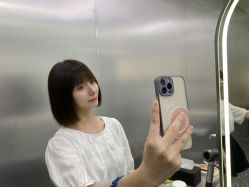 -Tloml salon