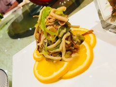 -山明水秀大饭店