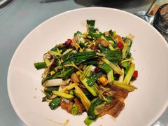 -黄泥岗·地道湖北菜(奥特莱斯店)