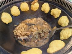 -哈尔滨烧烤·山河村铁锅炖(交大店)