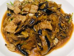 花蚬子炖茄子-品味居·首店·大连鲜活海鲜大连菜(东港店)