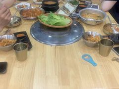 -牛信亭韩国料理·炭火烤肉(紫藤路店)