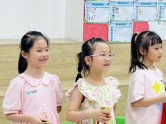 -蓝话筒·少儿成人演讲口才·主持朗诵·戏剧表演(大华第一坊店)