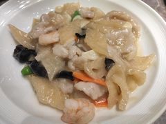 老爆三样-闫府私房菜·老字号(恒隆店)