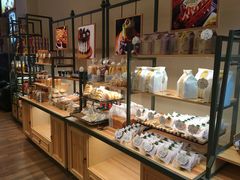 -秋田满满烘焙店