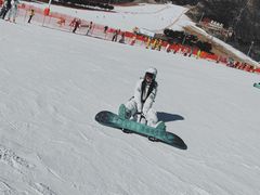 -石京龙滑雪场-停车场
