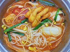 -汤小云火锅米线(钻汇广场店)