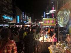 -六合夜市