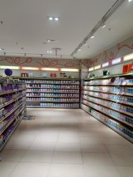-孩子王(静安大融城店)